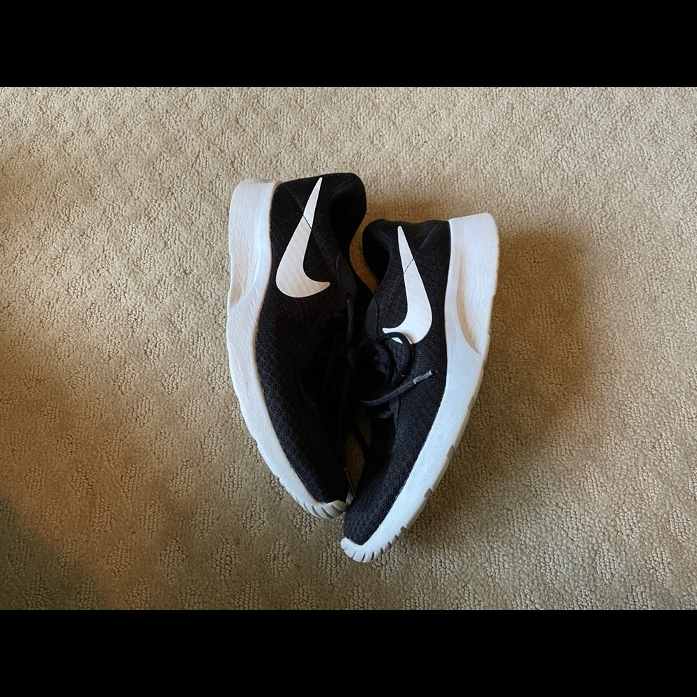 Womens Tanjun Nike Shoes